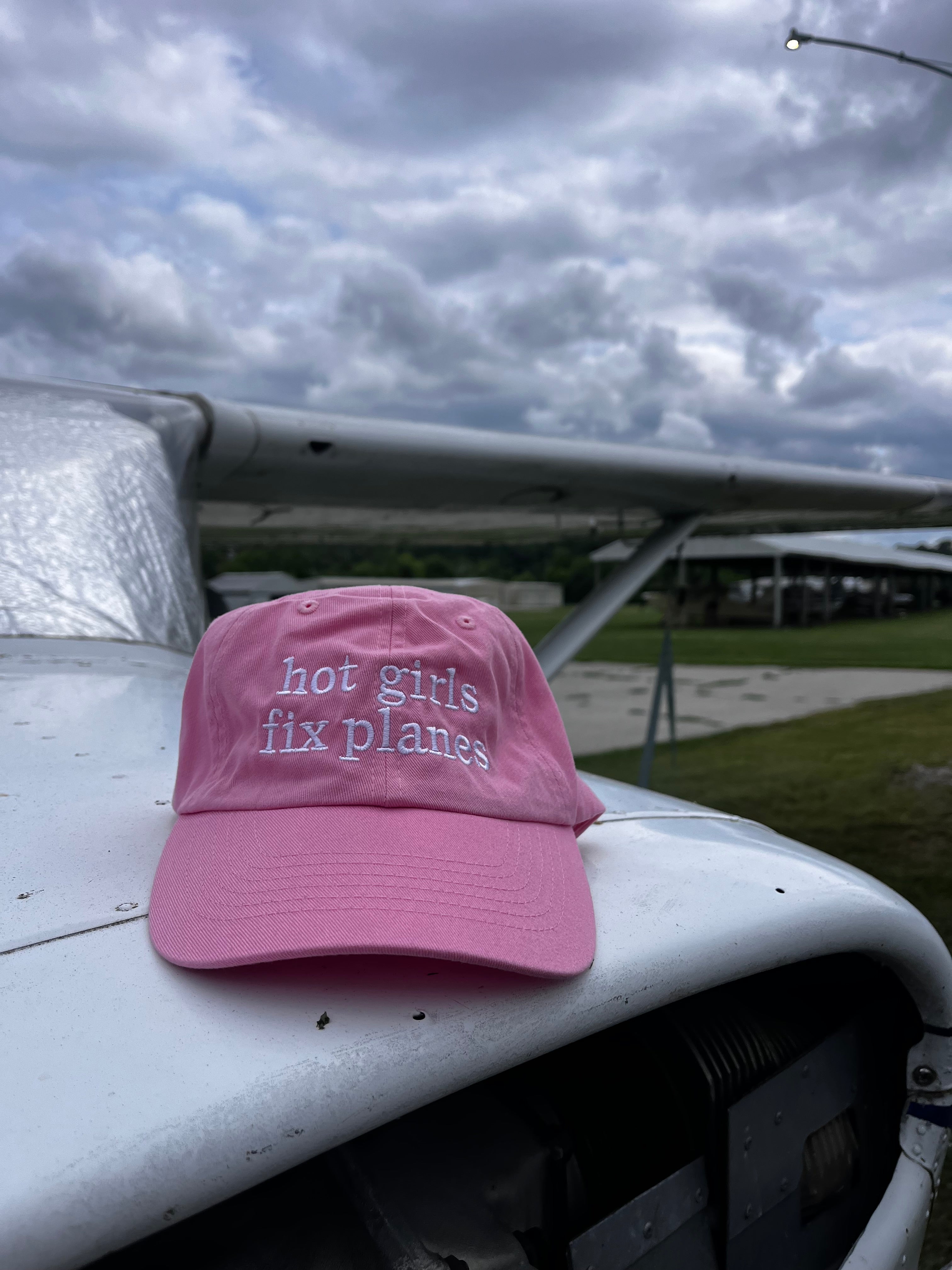 Hot Girls Fix Planes Hat